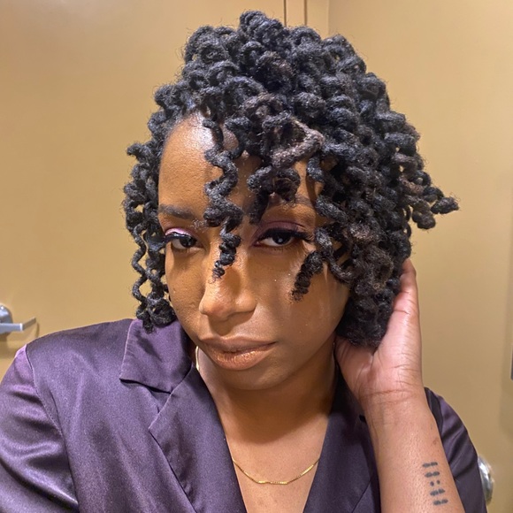 Meet your Posher, Cherisse - Picture 1 of 1